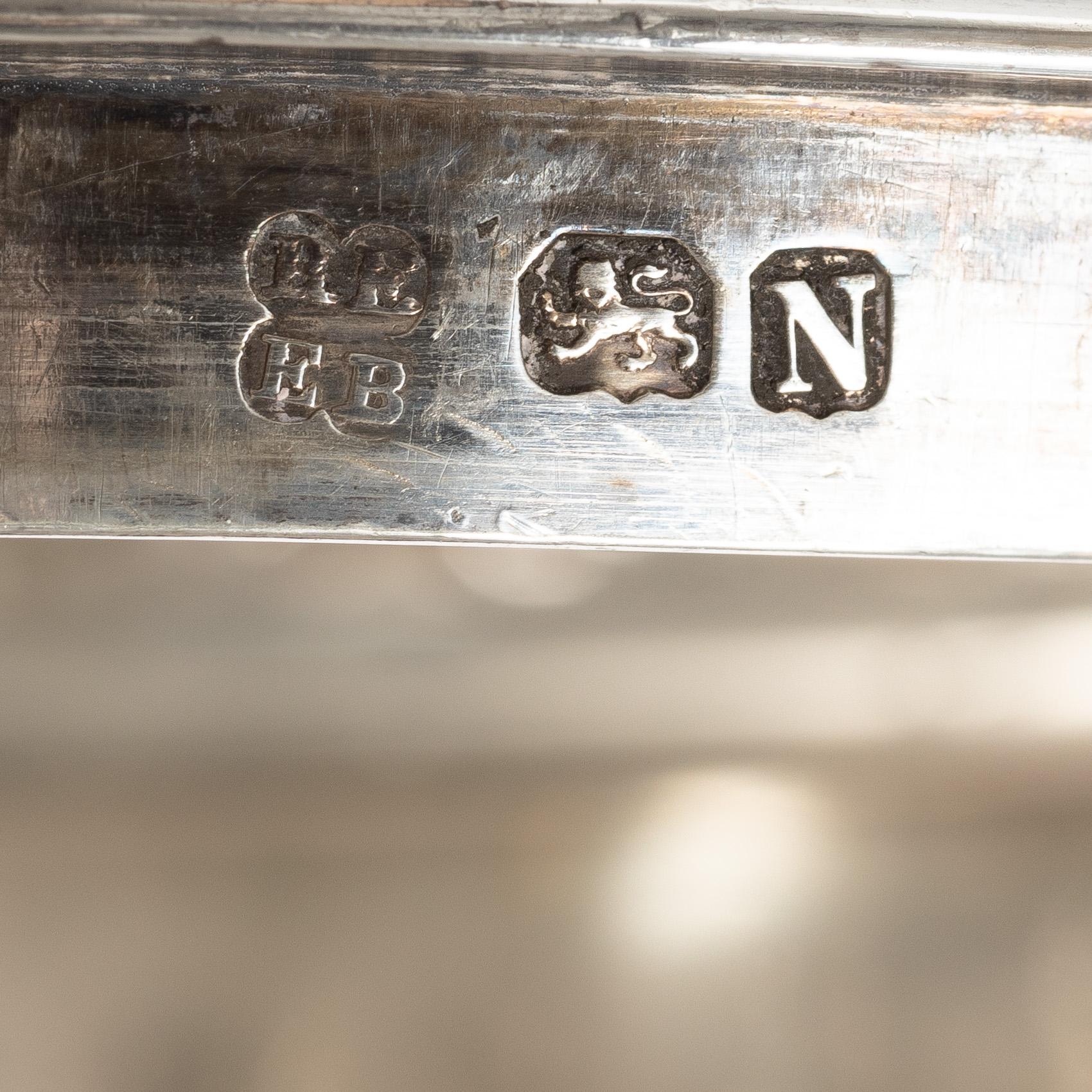 Rebecca Eames & Edward Barnard, a silver cup with lid, London, 1808.