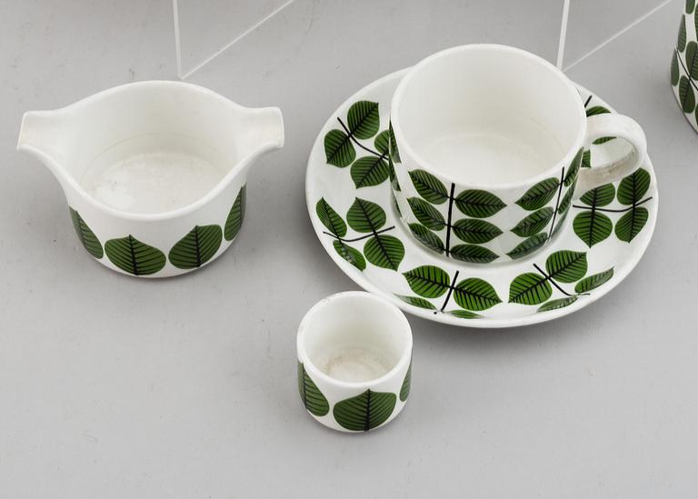 STIG LINDBERG, a 15 piece part service, 'Berså', Gustavsberg.
