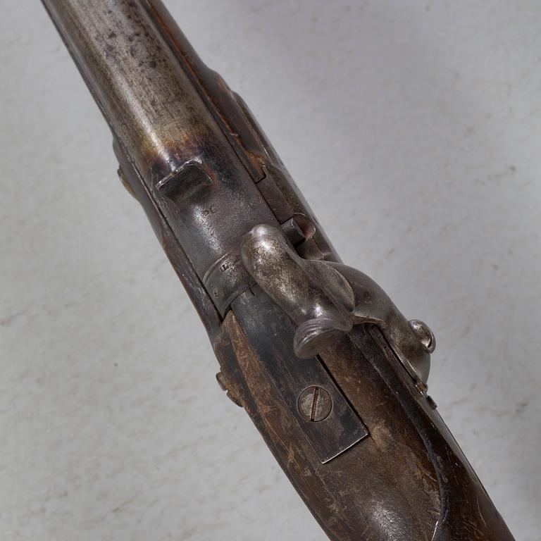 SLÅGLÅSGEVÄR, m/1851.