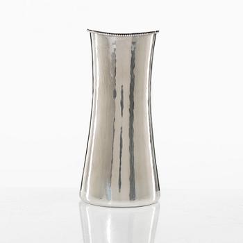 Eric Löfman, A Swedish silver vase, Company MGAB, Upsala 1976.