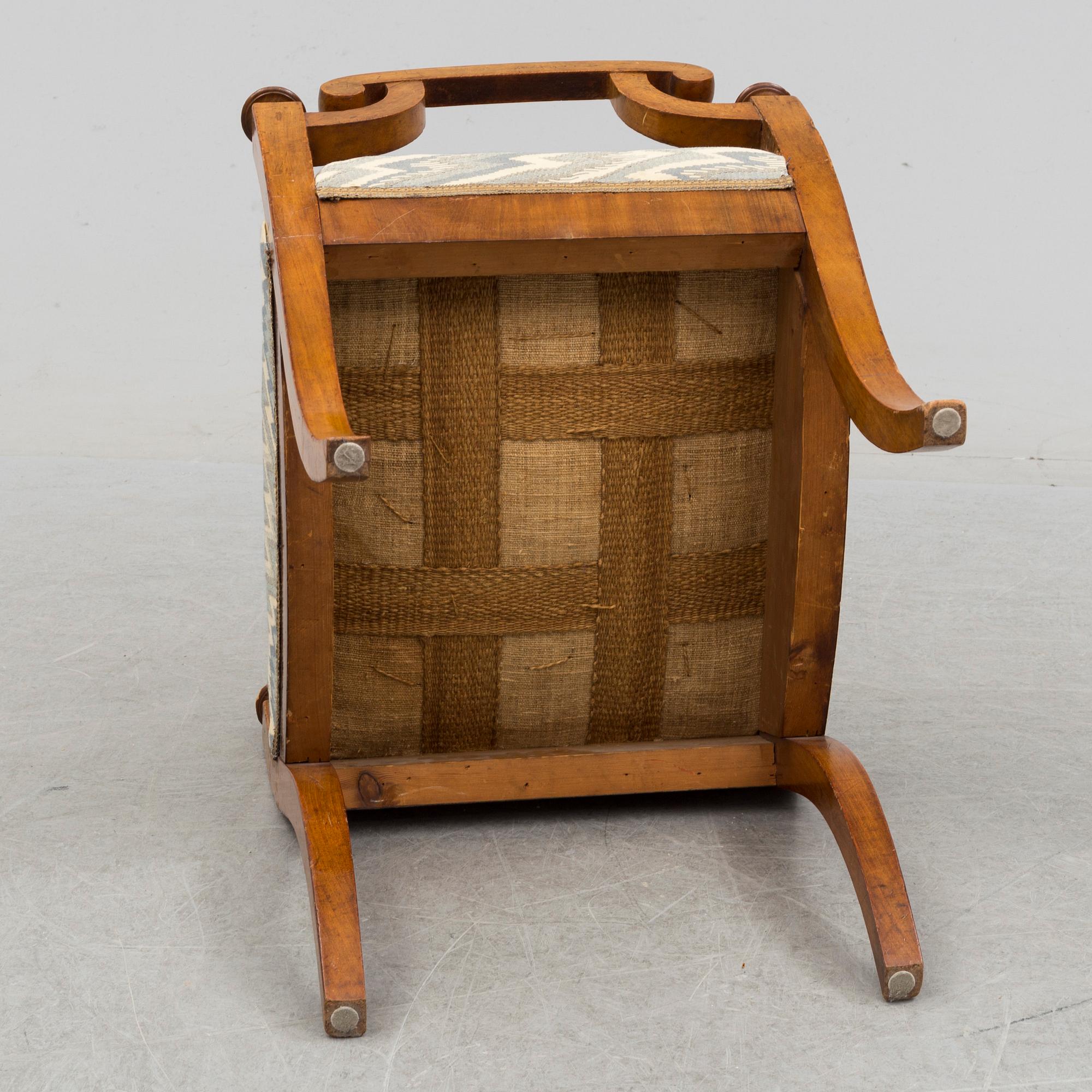 A mid 19th century stool. - Bukowskis