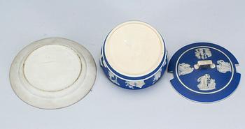 SMÖRASK, Wedgwood, jasperware, stämplad 1864.
