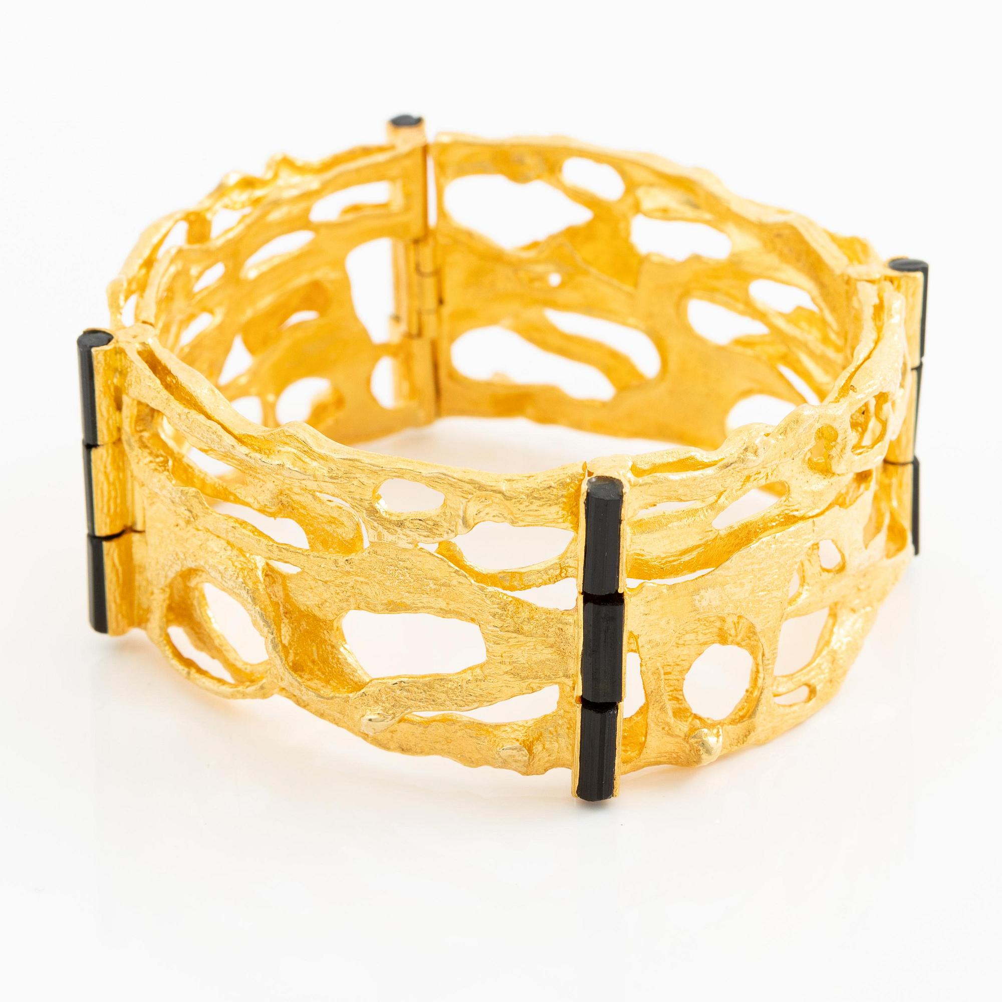 Björn Weckström, bracelet, "Offereld", 18K gold with tourmaline sticks, Lapponia 1972.