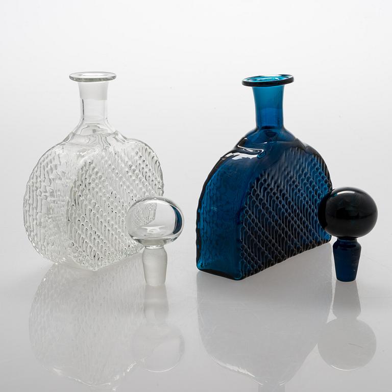 Nanny Still, two 1960s 'Flindari' decanters for Riihimäen Lasi, Finland.