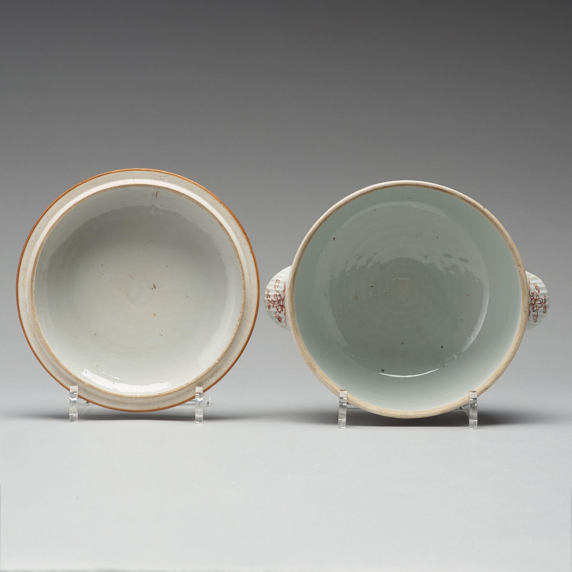 An imari tureen with cover, Qing dynasty, first half of the 18th century.