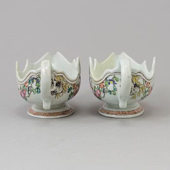 2 sauce boats, 3 dishes, China, Qianlong (1736-1795).