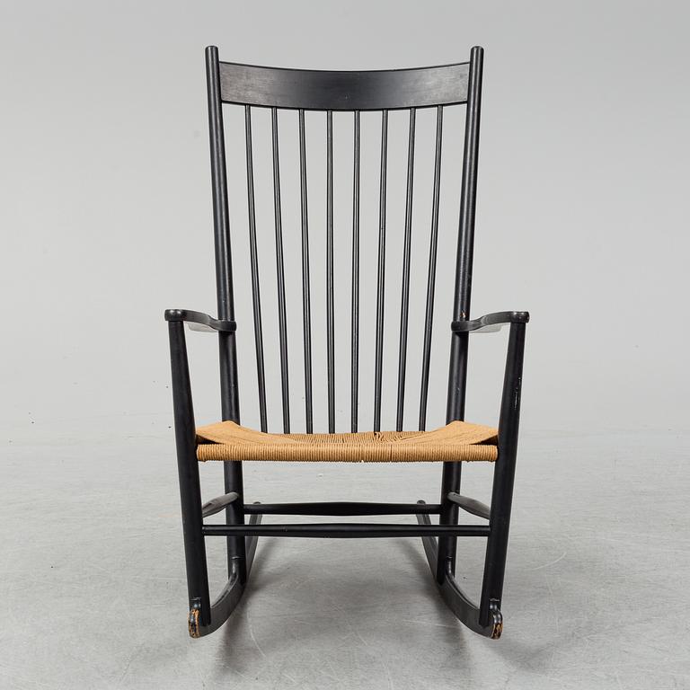 HANS J WEGNER, gungstol,  "J 16". FDB Möbler, 1900-talet sandra hälft.