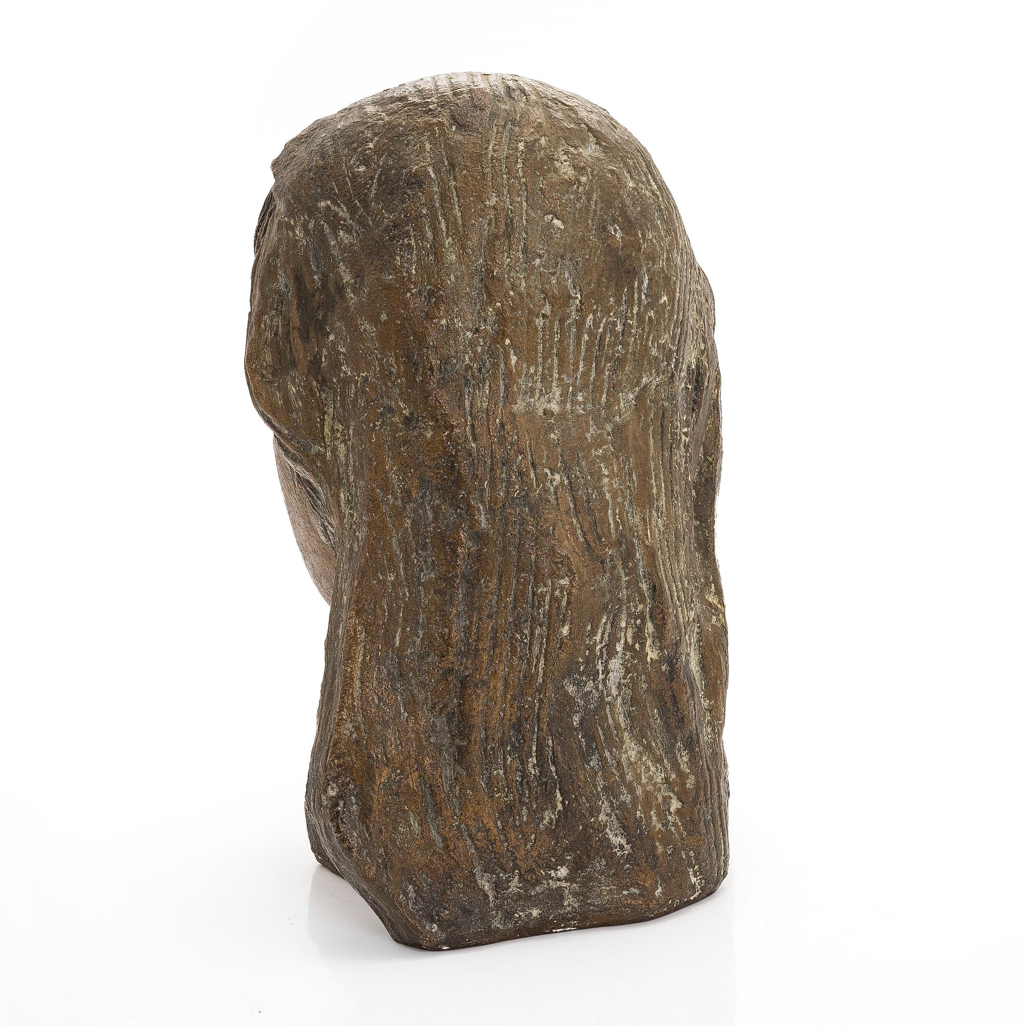 Viljo Mäkinen, A girl's head.