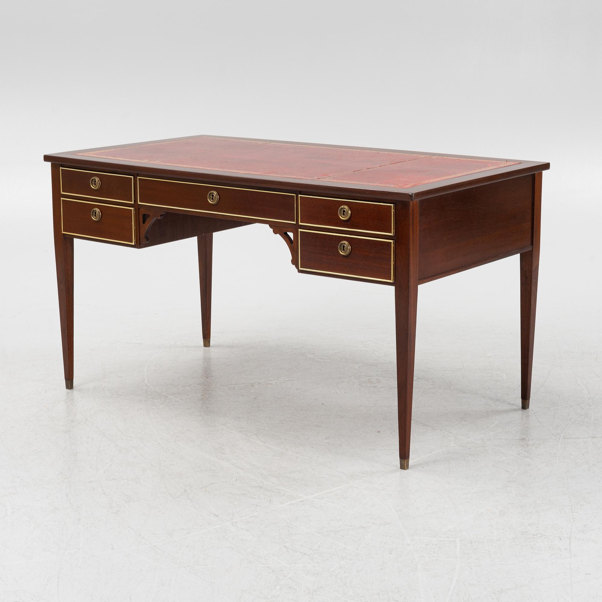 Skrivbord, England, 1900-talets andra hälft.