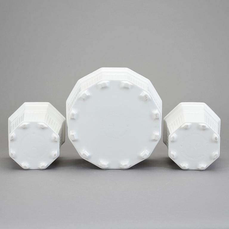 YTTERFODER 1+2 st, porslin, "Waldemarsudde", Prins Eugen, Rörstrand.