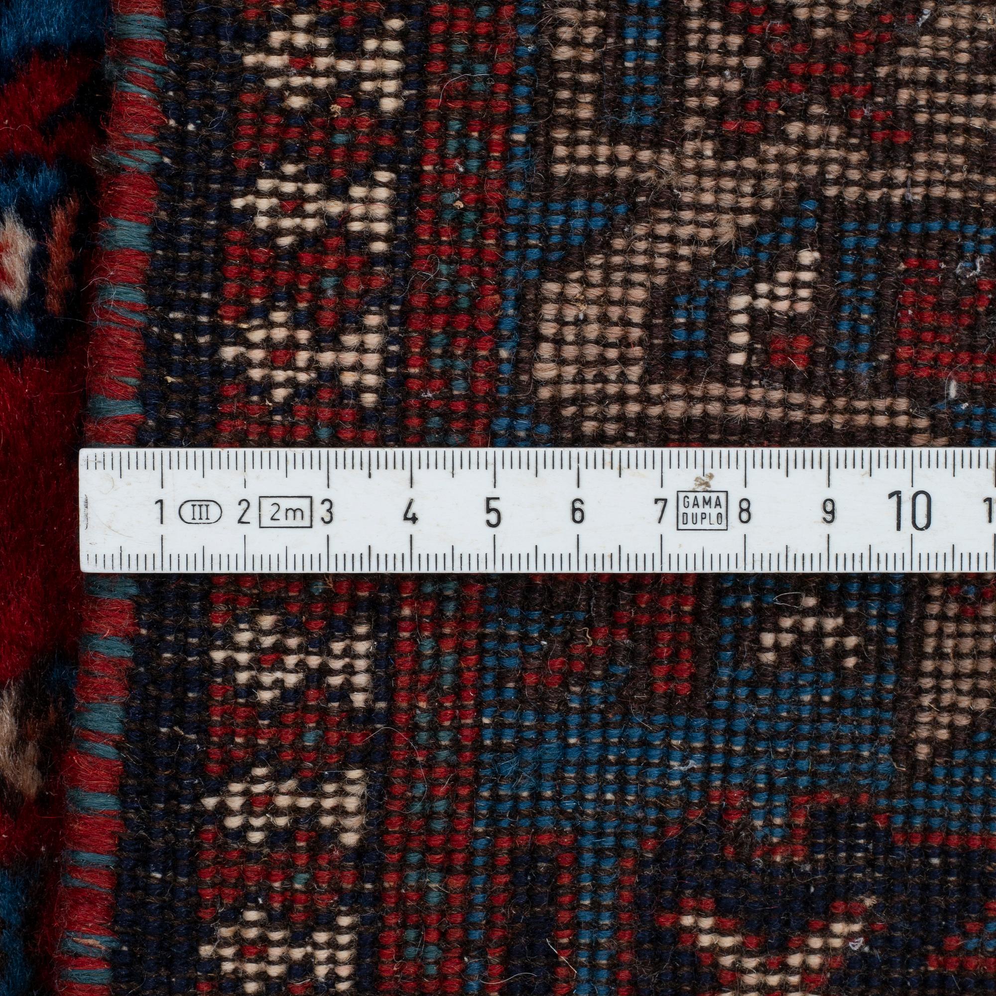 A RUG, Yalameh, ca 151 x 104 cm.