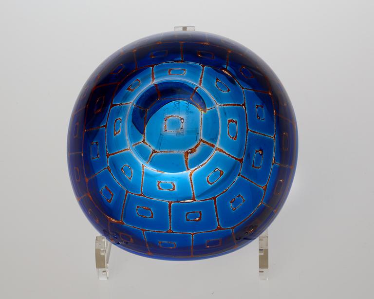 A Sven Palmqvist Ravenna glass bowl, Orrefors, 1978.