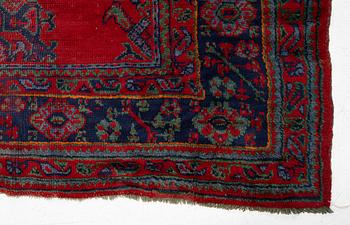 An antique Ushak carpet, Western Anatolia, approx. 380 x 313 cm.