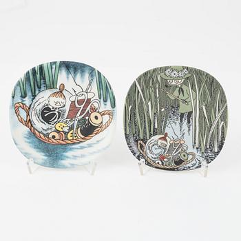 14 porcelain collector's plates, Moomin Characters/Bulls, Arabia, Finland.