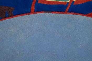Beverloo Corneille, after, a tufted 'Elégie d'un étè' carpet, diameter 210 cm.