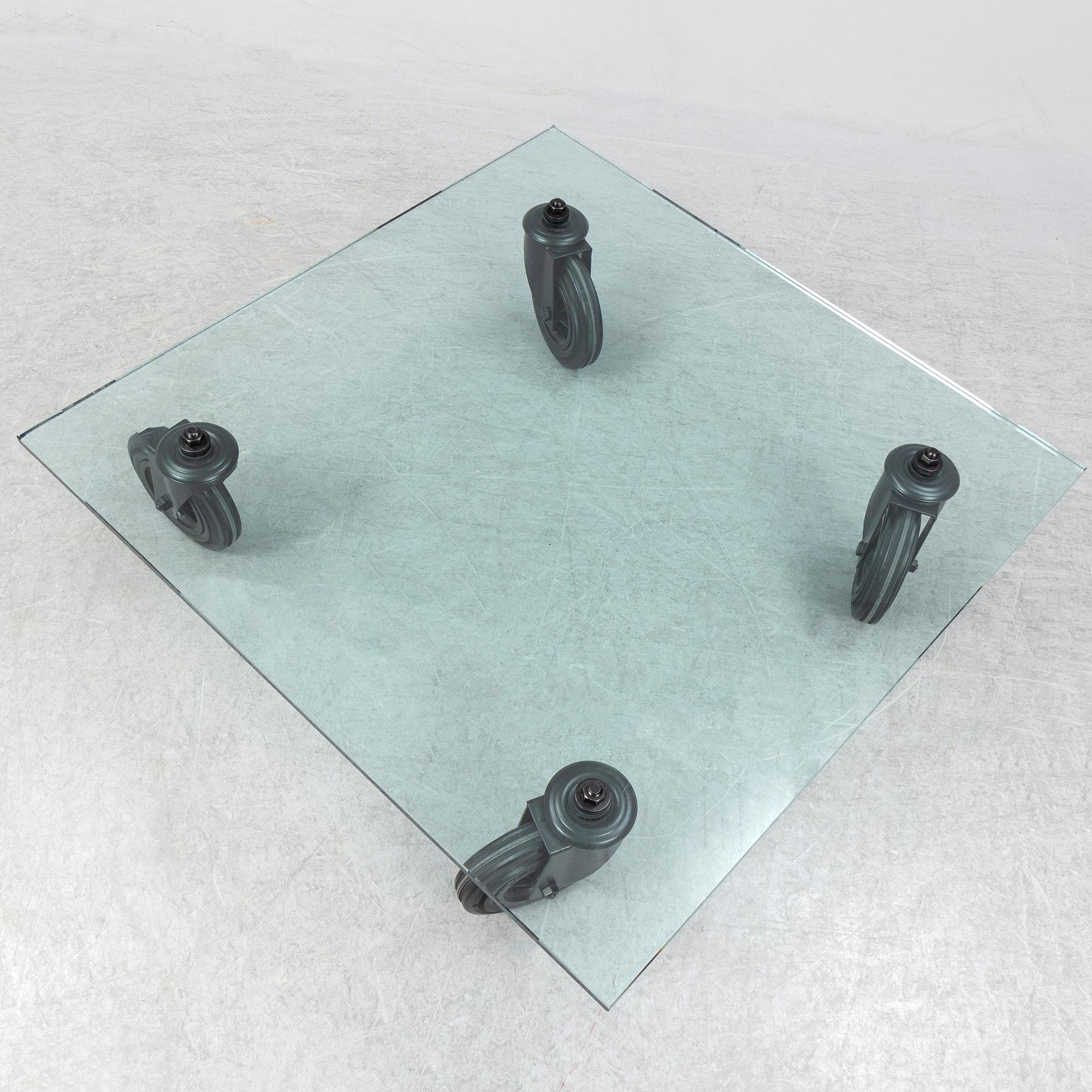 Gae Aulenti, coffee table, "Tavolo con Ruote", Fontana Arte 1980s, Italy.