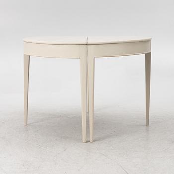 Matbord, gustaviansk stil.