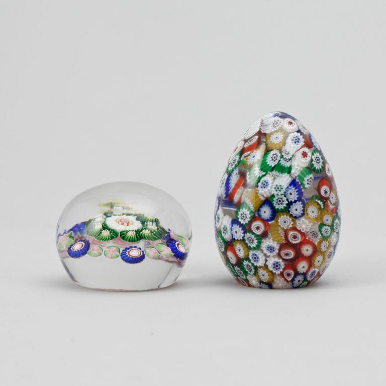 BREVPRESSAR, 2 st, glas, Murano, 1900-tal.