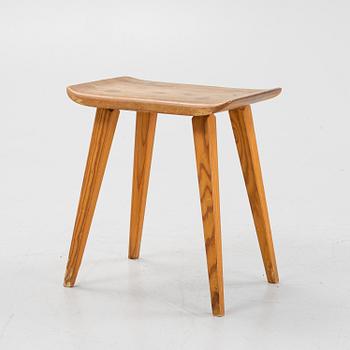 Carl Malmsten, a Visingsö' pine stool, AB Karl Andersson & Söner, second half of the 20th century.