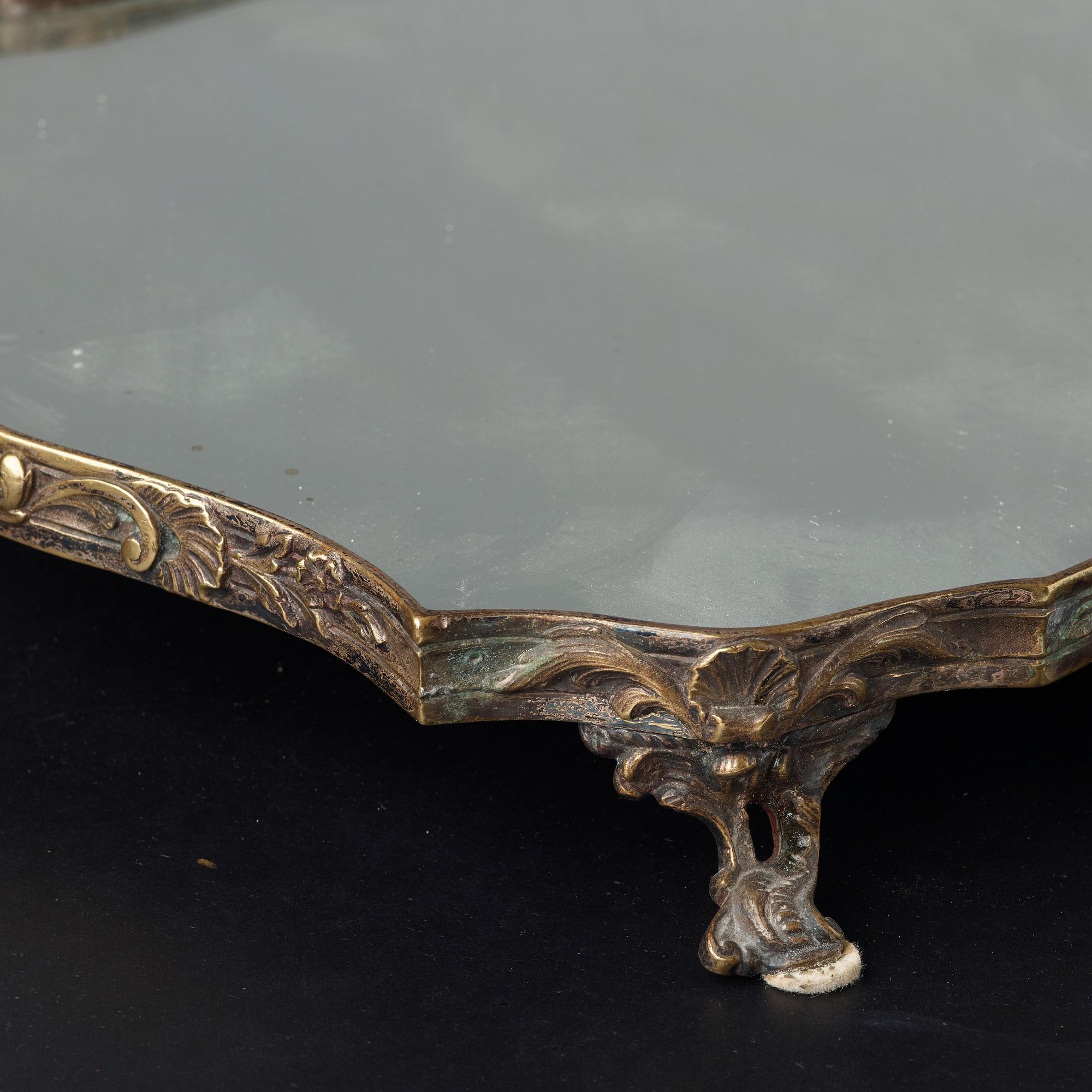 BORDSPLATEAU, rokoko, 1700-talets andra hälft.