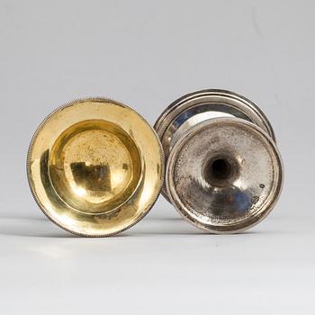 SALTKAR ETT PAR, silver, empire, Wien, Österike-Ungern 1820. Total vikt 200 g.