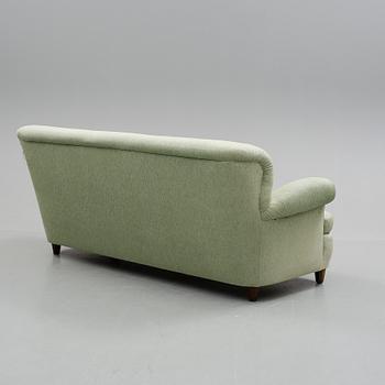 SOFFA, variant av modell 568, Josef Frank, Firma Svenskt Tenn, 1960-tal.