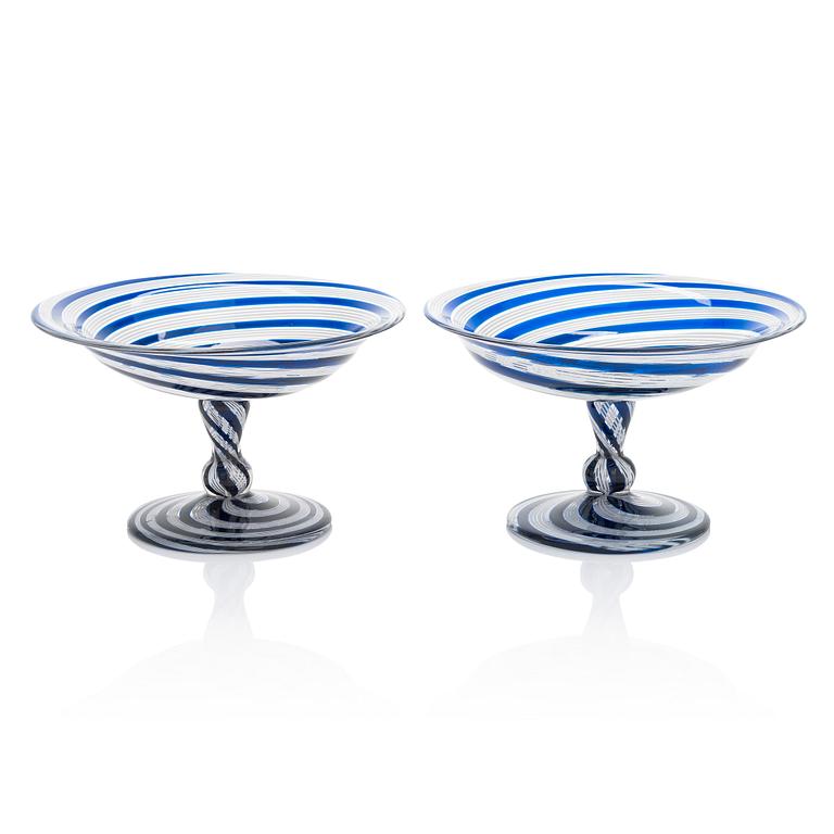 A pair of  ca. 1860s filigree glass bowls from Nuutajärvi Finland.