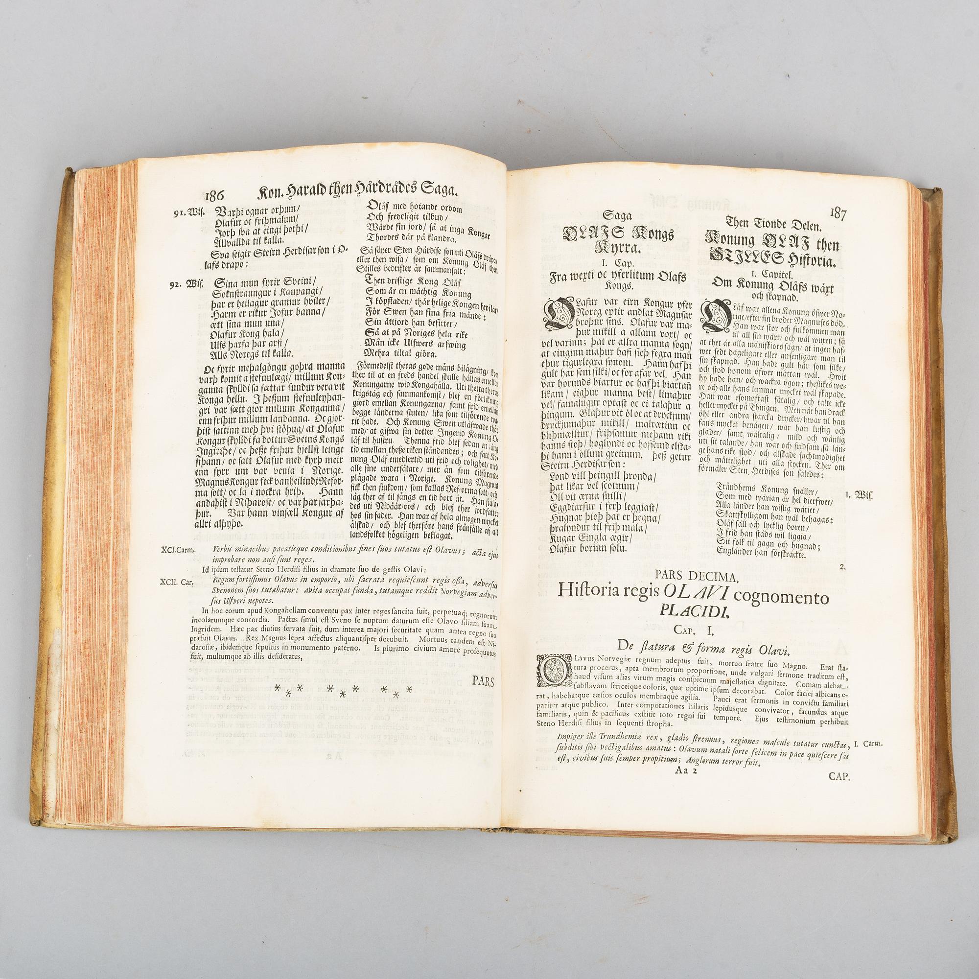 Heimskringla (PMM). Provenance: Luxdorph, Münter (2 vol).