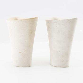 Gunnar Nylund, Vases a pair.