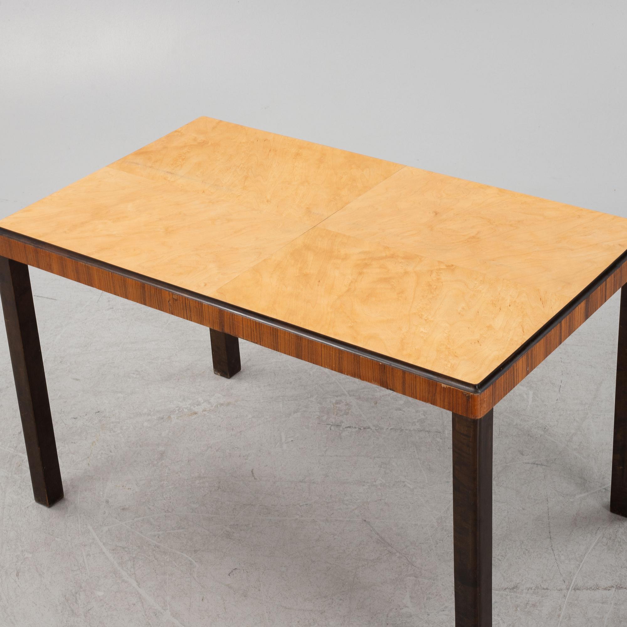 Swedish Modern, a library table, possibly Firma Boet, provenance: Factory owner Neck's residence in Nossebro, 1930s.