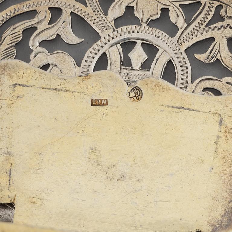 Two Russian silver salt-chairs, circa 1900.