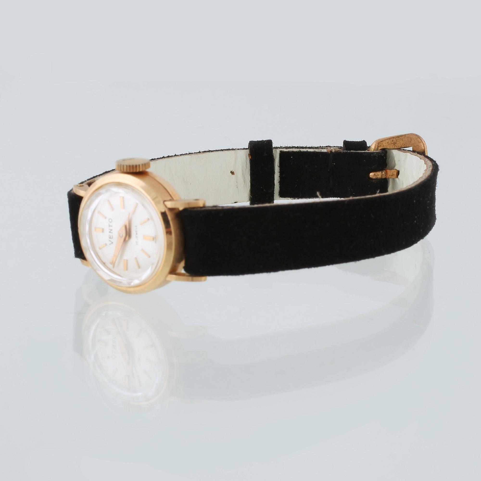 ARMBANDSUR, dam, 18 k guld, Vento, total vikt 8 g.