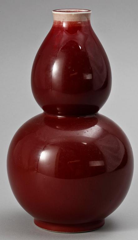 A Chinese copper-glaze vase.