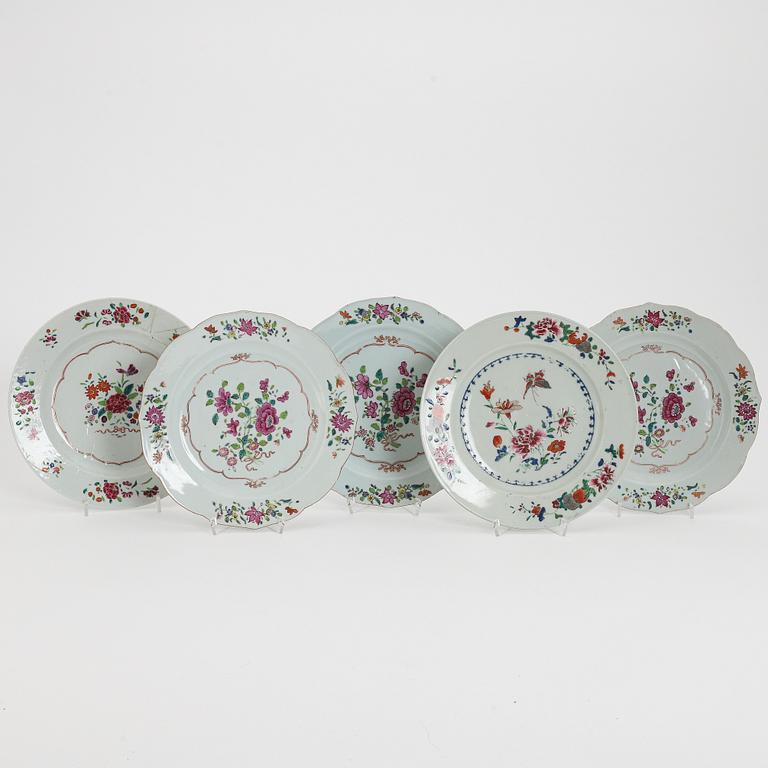 A set of five (3+1+1) famille rose plates, Qing dynasty, Qianlong (1736-95).