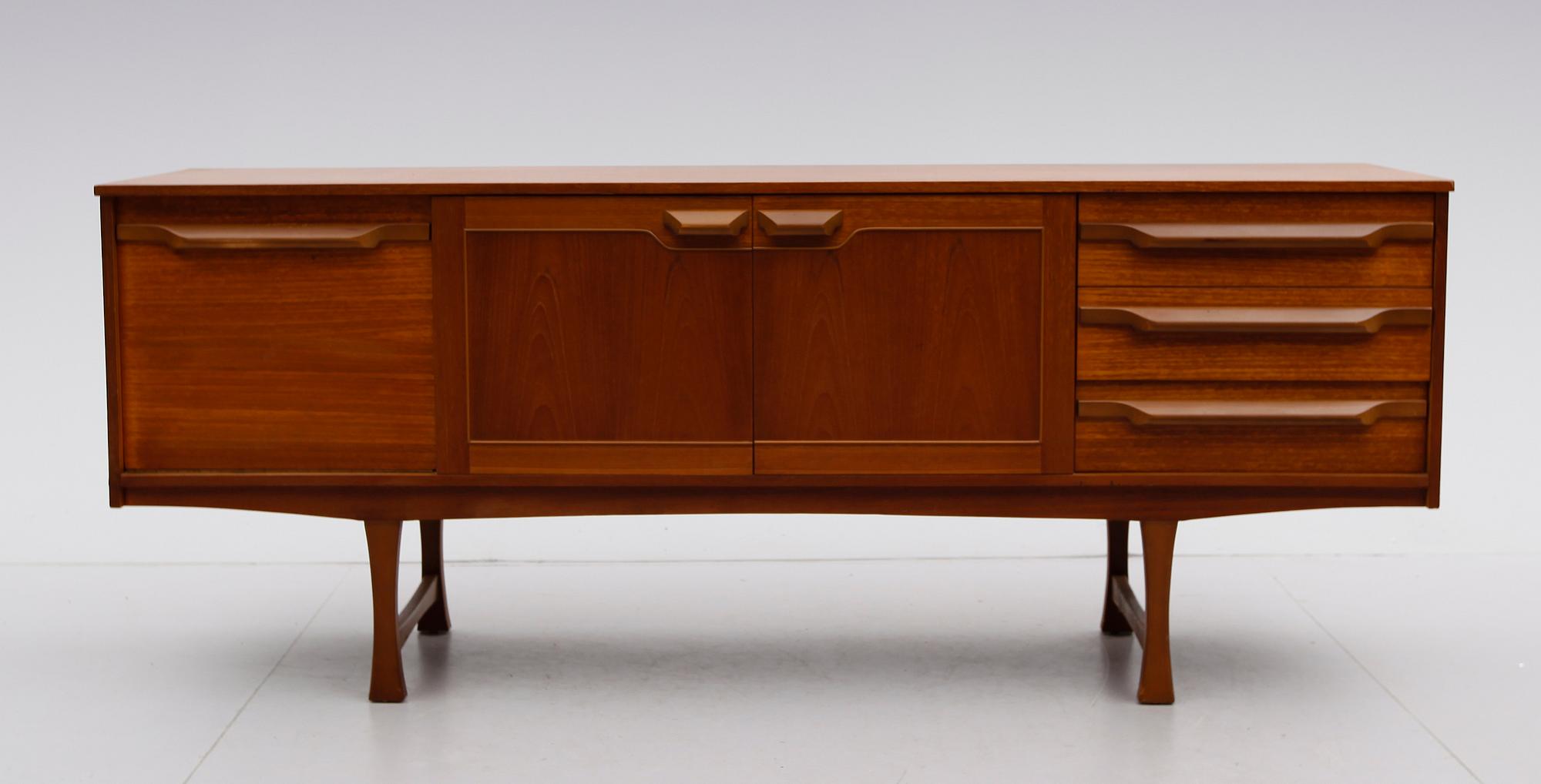 SIDEBOARD, 1960-tal.
