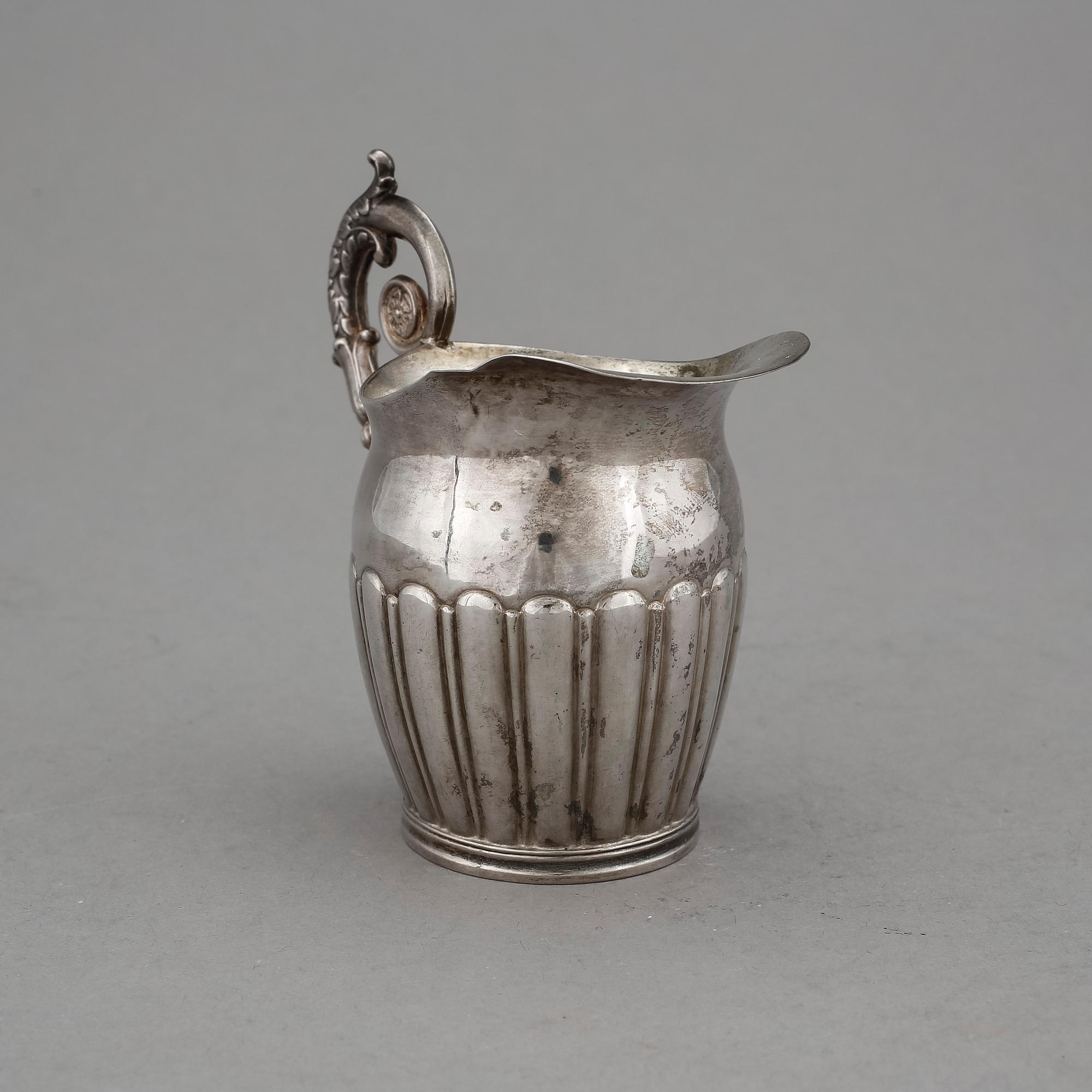 GRÄDDKANNA, silver, senempire, Gustaf Folcker, Stockholm, 1845. Vikt ca 96g.