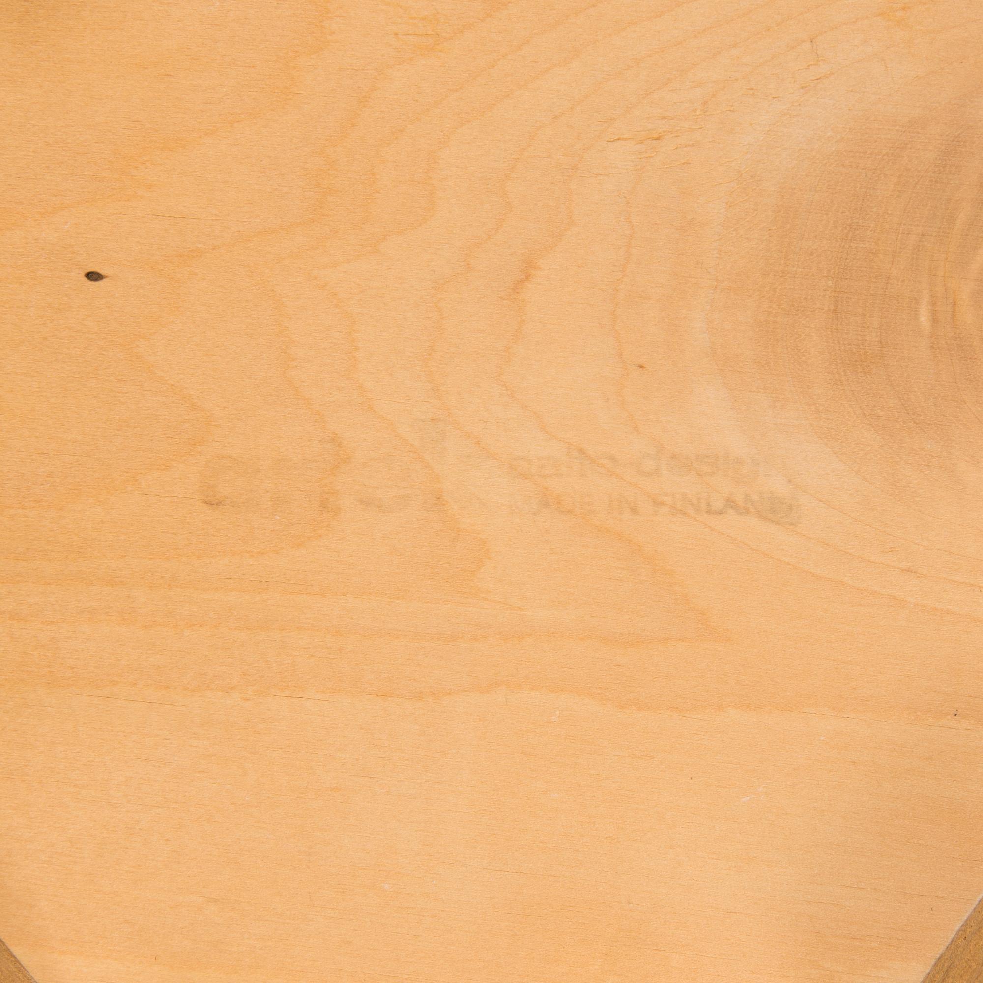 ALVAR AALTO, A table 82A and 6 chairs 69, Artek, latter half of the 20th century.