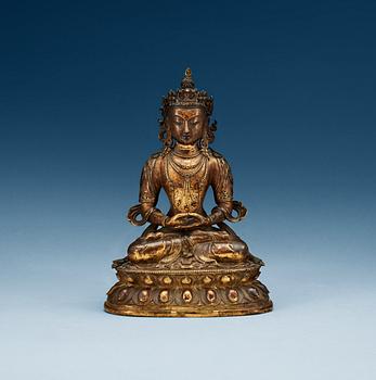 BUDDHA, förgylld brons. Qing dynastin, 1700-tal.