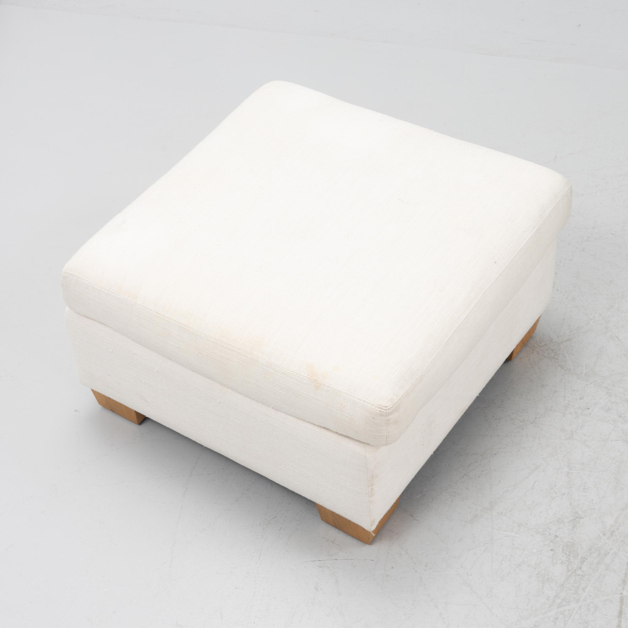 Jean-Michel Frank, fåtölj med fotpall, Adolphe Chanaux, Frankrike, 2013.