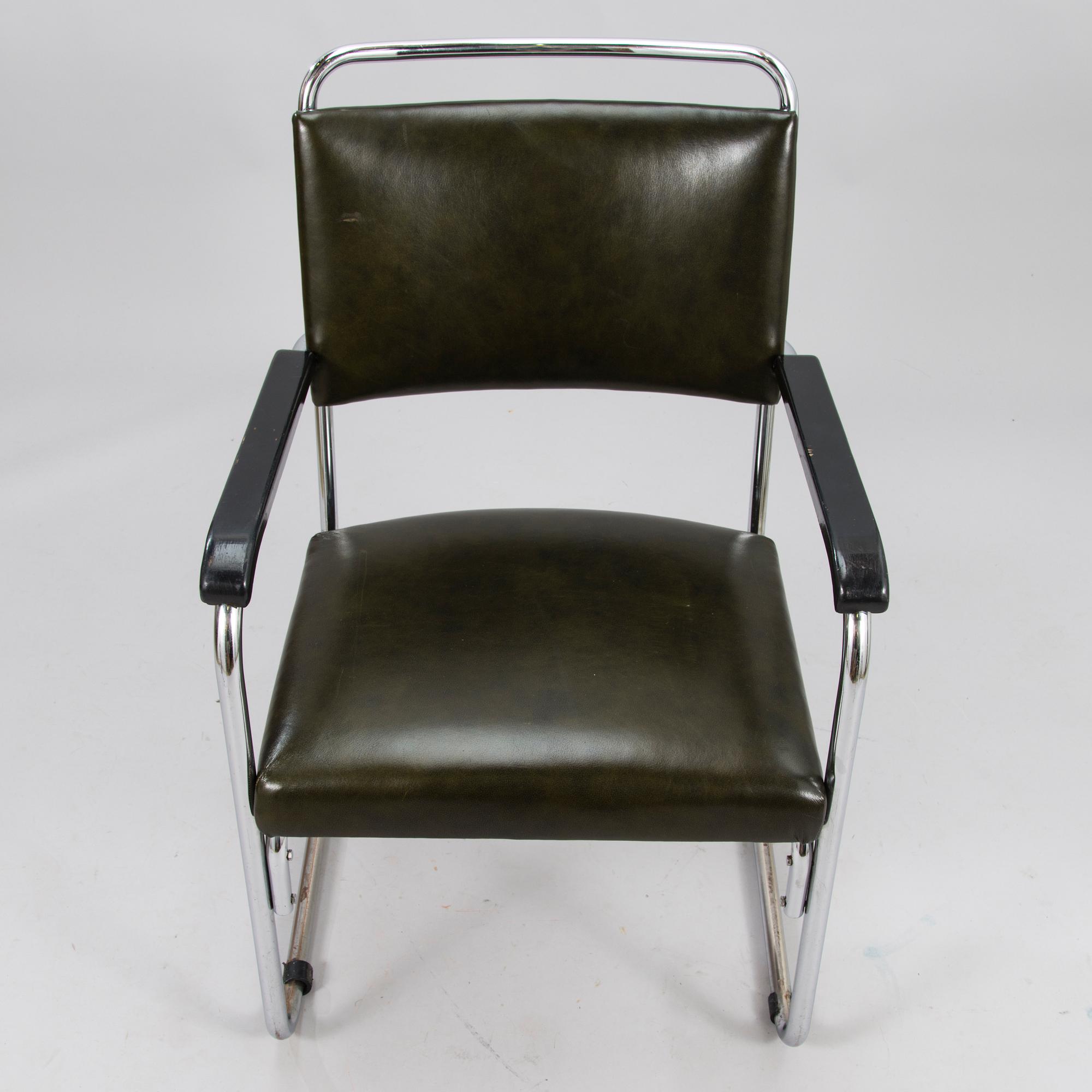 A 1930/1940's armchair.