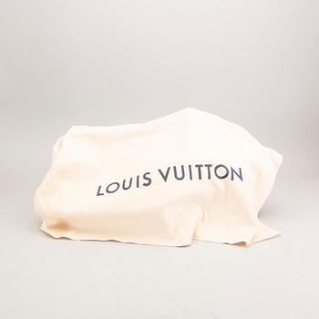 Louis Vuitton, "Artsy MM", bag.