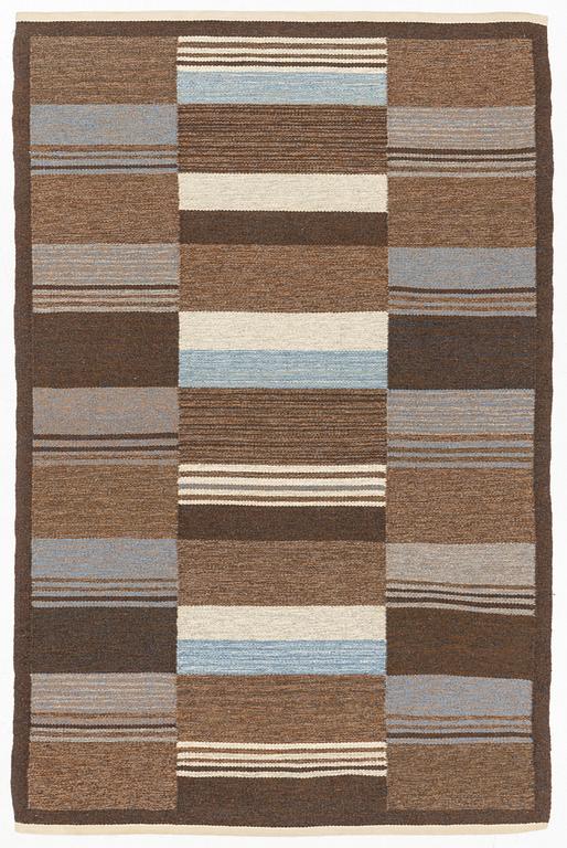 Kerstin Butler, a carpet, flat weave, ca 243 x 159 cm, Södra Kalmar Läns Hemslöjd, unsigned.