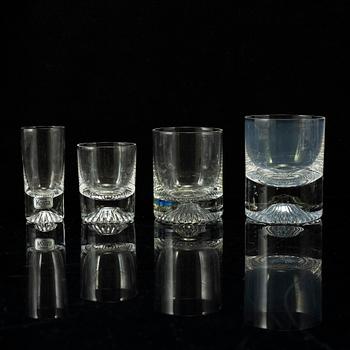 VICKE LINDSTRAND, a part 'Calypso' glass service, Kosta (92 pieces).