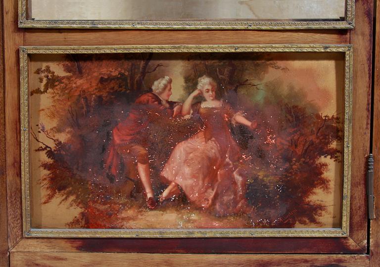 VITRINSKÅP, Louis XV-stil, 1900-tal.