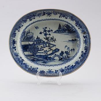 STEKFAT, porslin, Kina, Qianlong 1736-1795.
