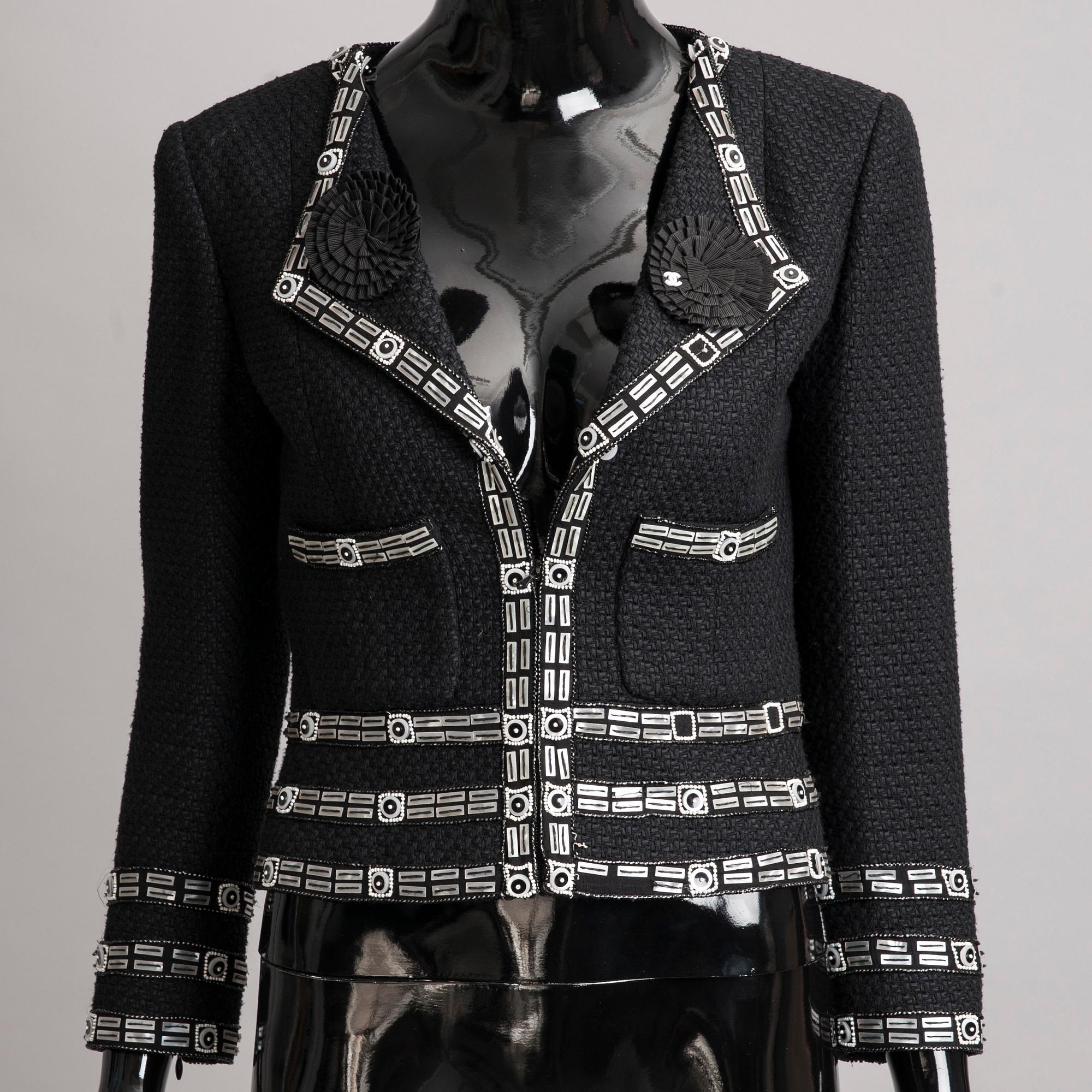 KAVAJ, Chanel.