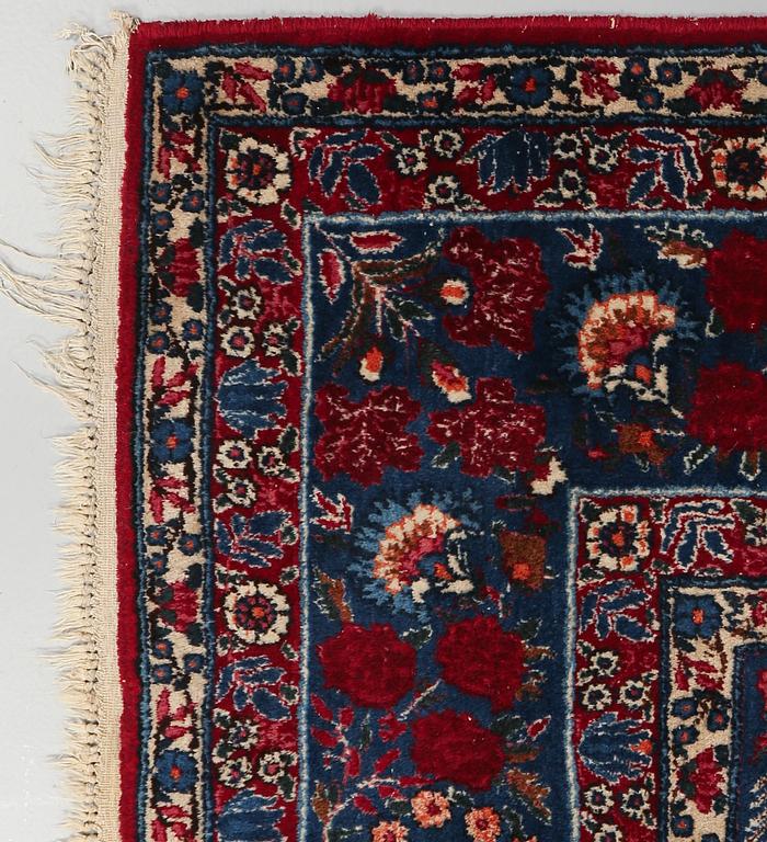 MATTA, orientalisk, old, ca 320 x 205 cm.