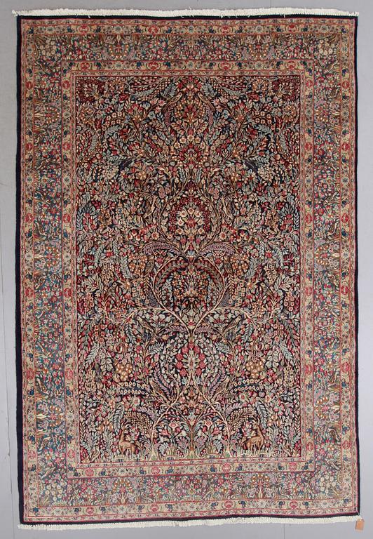 MATTA, Isfahan, ca 290 x 200 cm.