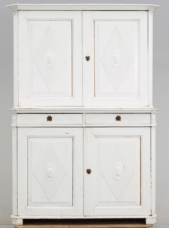 SKÅP, sengustaviansk, tidigt 1800-tal.