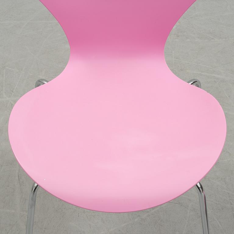 ARNE JACOBSEN, a set of ten 'Sjuan' chairs for Fritz Hansen, Denmark 1991.